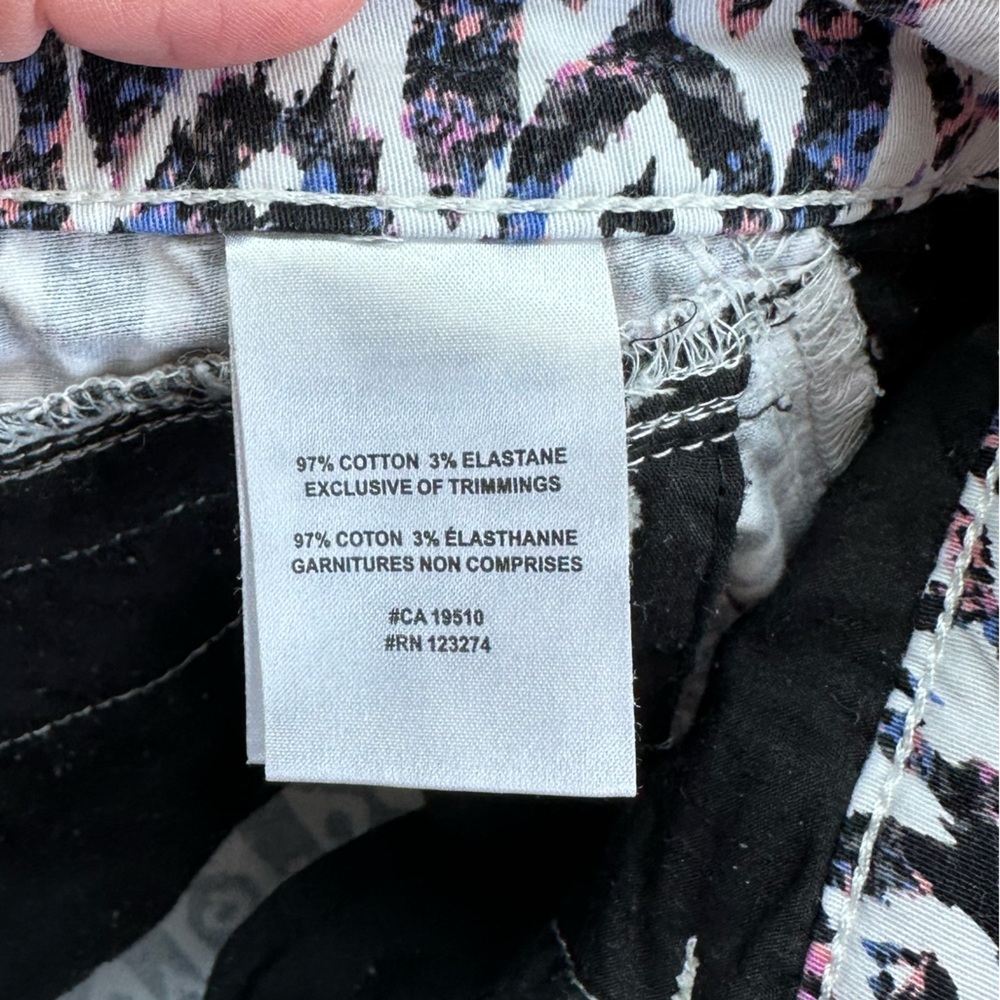 Lole Shorts, Black / White Geometric Print, Women's 4 - Picture 4 of 8